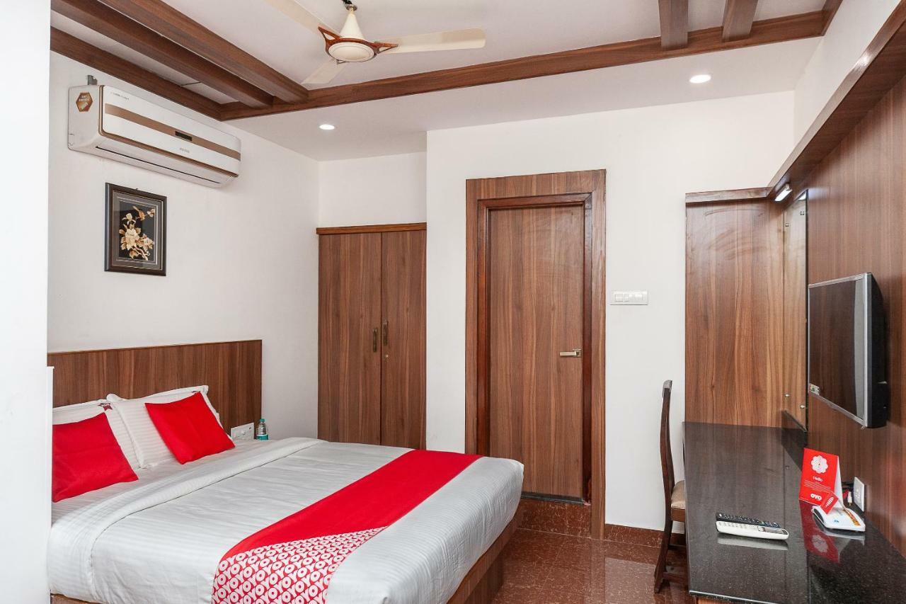 Oyo 29859 Rds Guest House Ambur Buitenkant foto