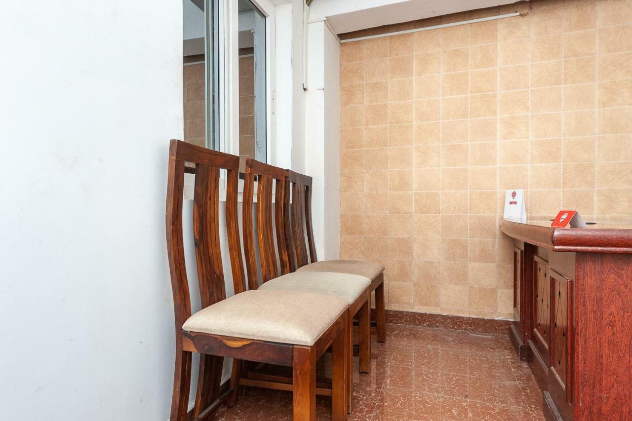 Oyo 29859 Rds Guest House Ambur Buitenkant foto