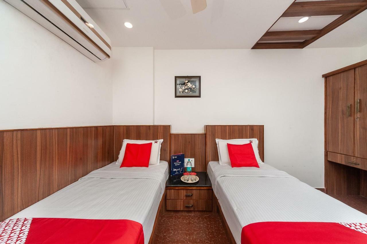 Oyo 29859 Rds Guest House Ambur Buitenkant foto