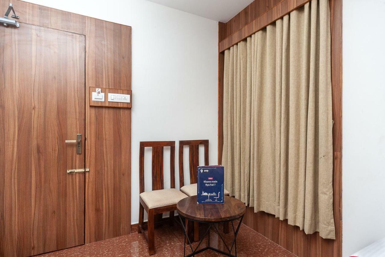 Oyo 29859 Rds Guest House Ambur Buitenkant foto