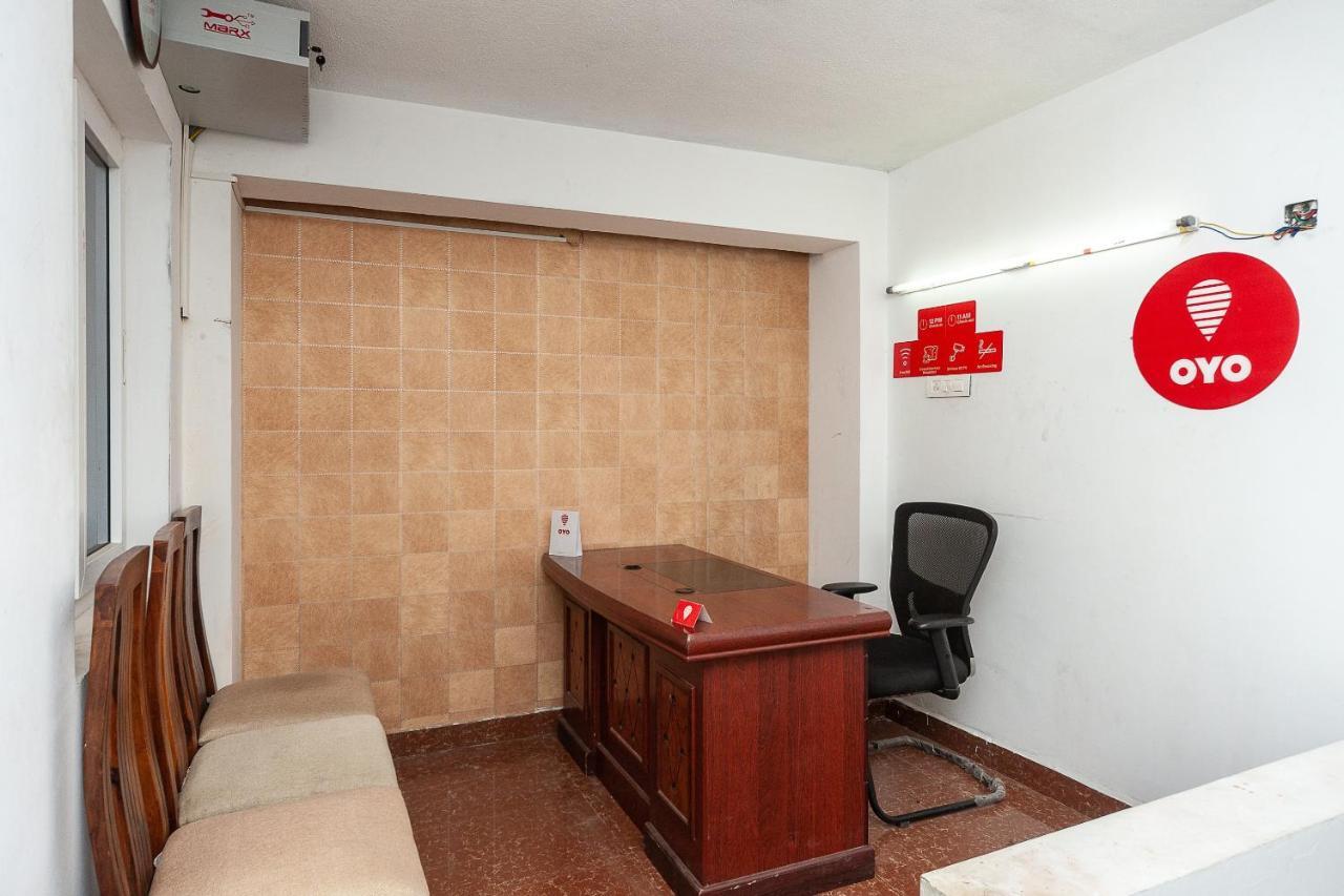 Oyo 29859 Rds Guest House Ambur Buitenkant foto