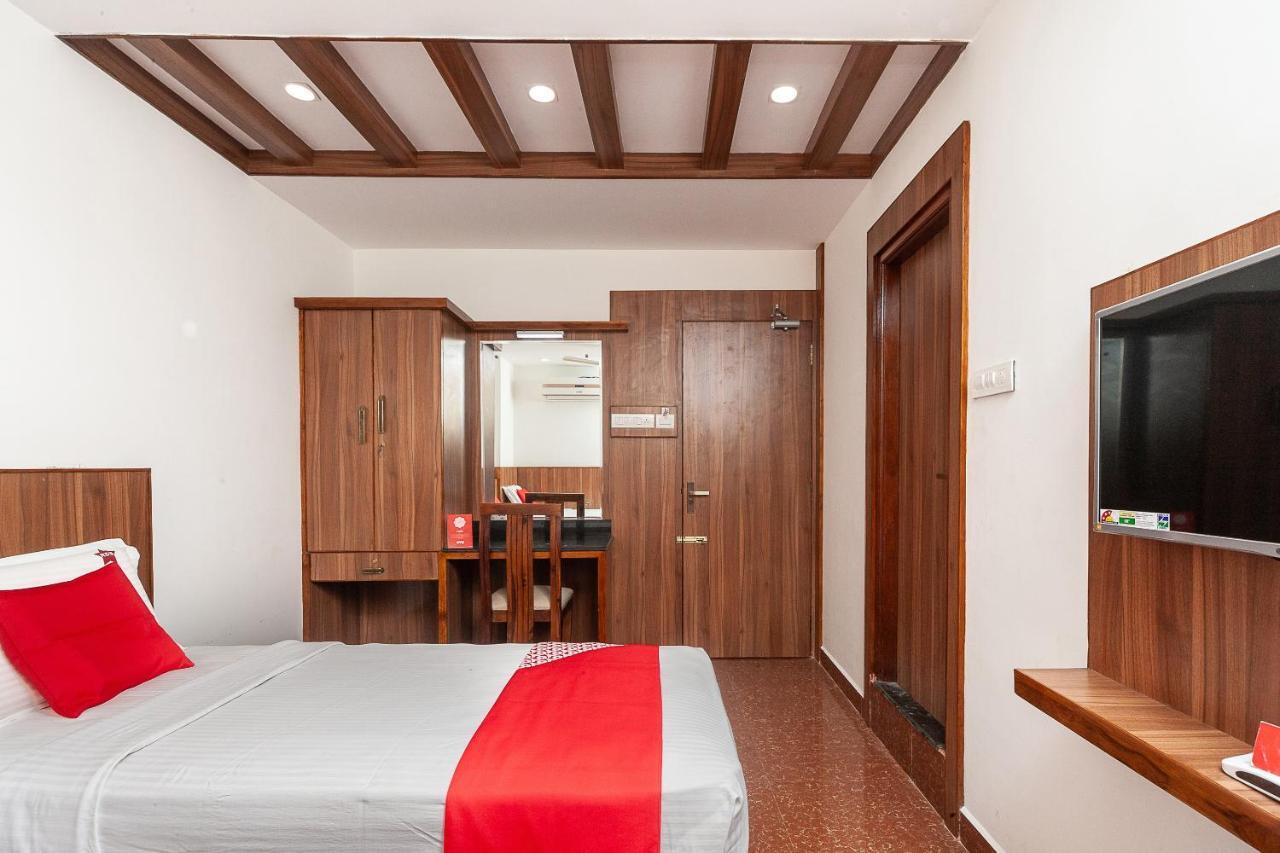 Oyo 29859 Rds Guest House Ambur Buitenkant foto